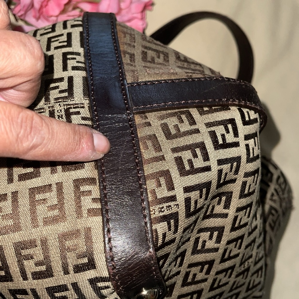 Preloved Fendi should bag great condition has some light scuffs on one corner.. - Picture 17 of 17